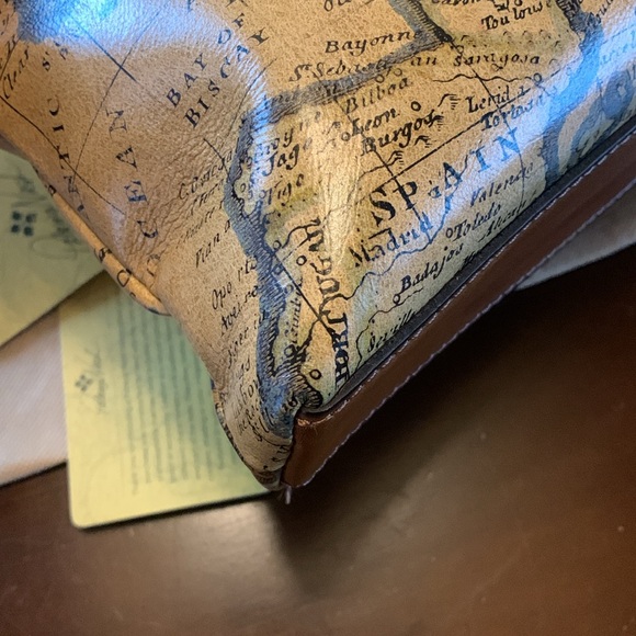 Patricia Nash Kirby crossbody + dust cover EUC - Picture 11 of 17